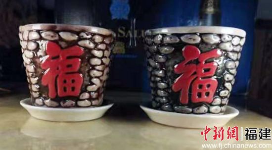  參展作品以瓷器為主，展品形態(tài)多樣，緊緊圍繞“福”的主題。