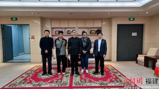 走訪慰問臺胞臺企。劉晗 供圖