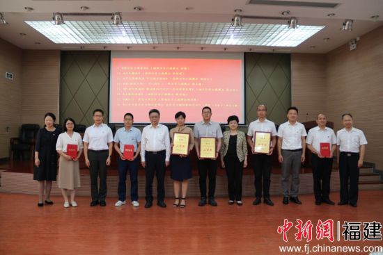 　　頒獎儀式現(xiàn)場。葉藝琳 攝